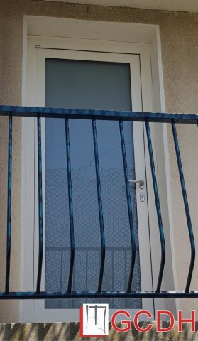 Pose et installation d’une porte d’entrée PVC 