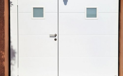 Installation d’une porte de garage basculante à COLOMBIER SAUGNIEU ! 