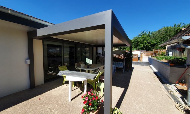 Pose et installation d’une pergola bioclimatique à Marennes