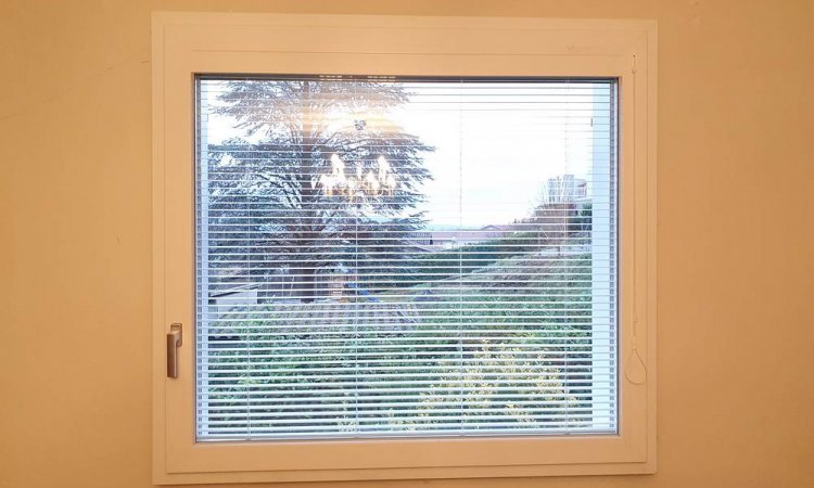 Pose de fenêtre PVC KV350 à Saint-Symphorien-d'Ozon et sa région.