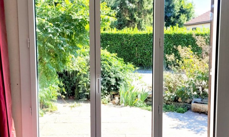 Installation de portes-fenêtres en aluminium à CHAPONNAY