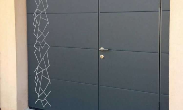 Pose de porte de garage basculante Wedoor à Saint-Symphorien-d'Ozon et sa région